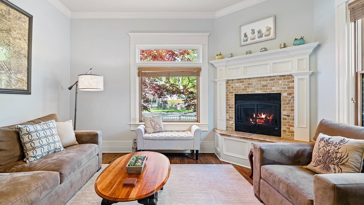 Photo of Livingroom in North End