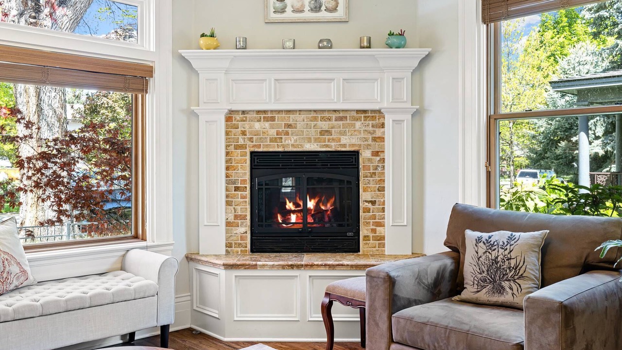 Photo of Livingroom in North End