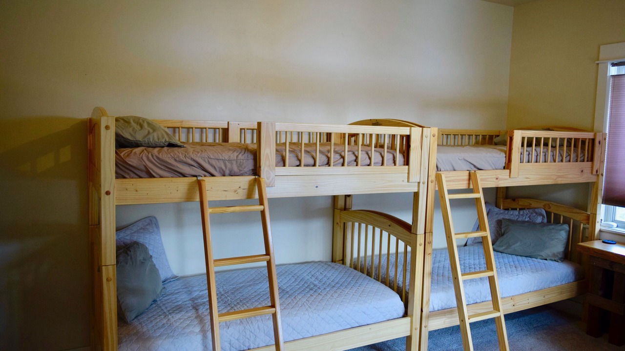 Photo of Bedroom in Victor