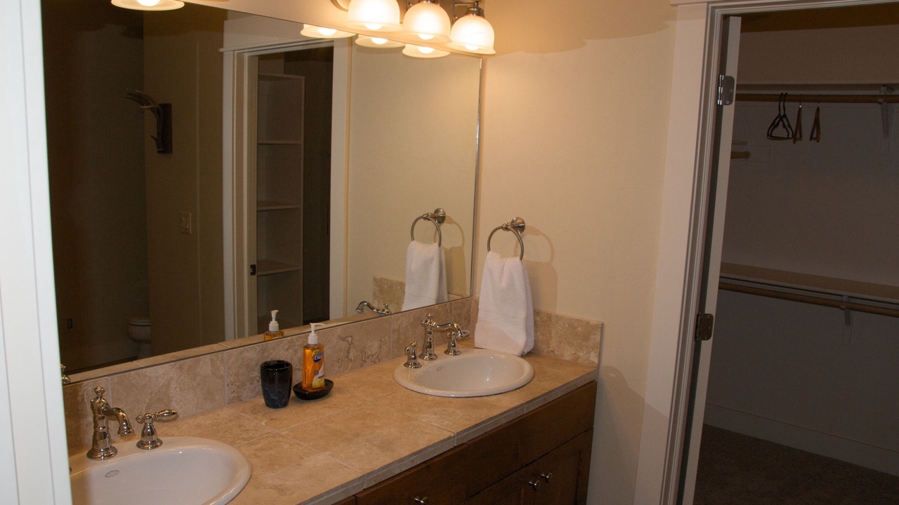 Photo of Bathroom in Victor