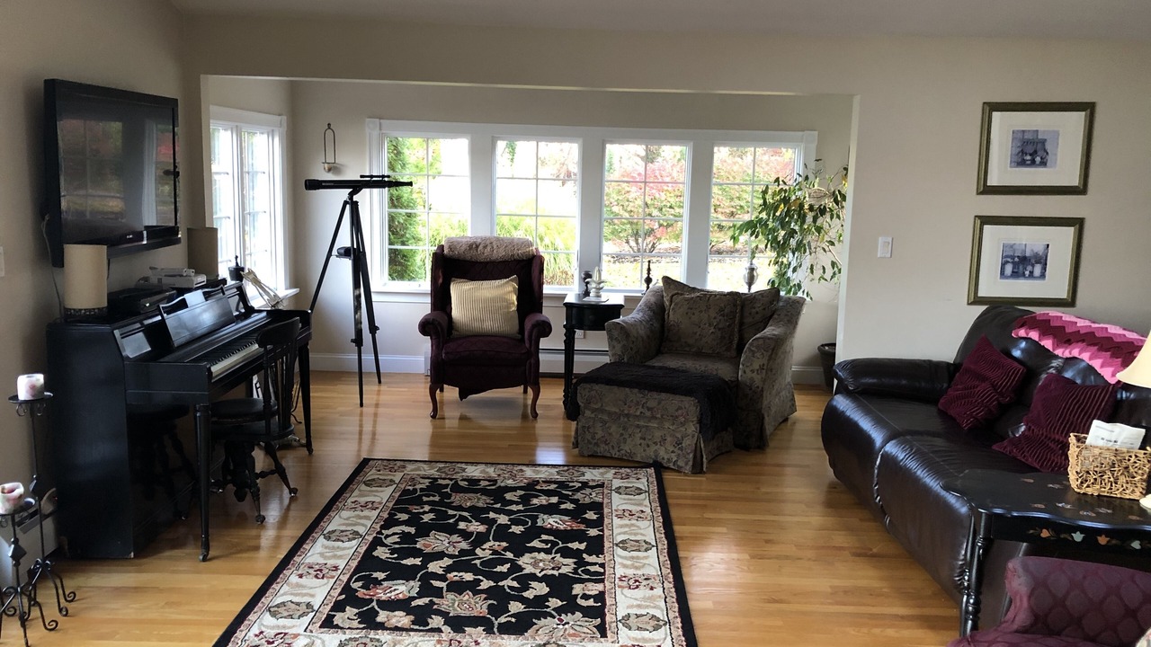 Photo of Livingroom in East Falmouth