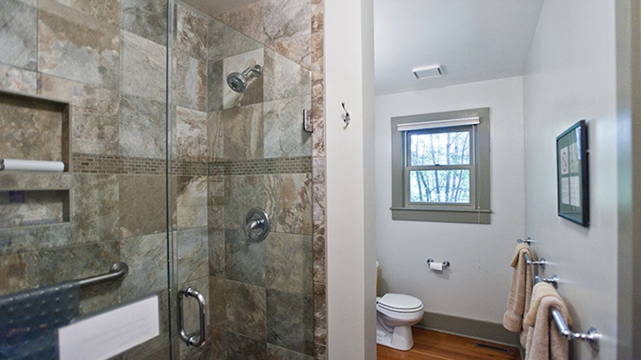 Photo of Bathroom in Big Timber