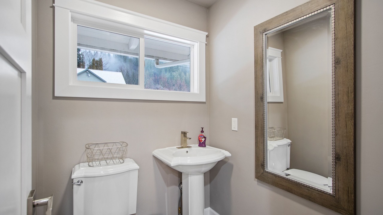 Photo of Bathroom in East Hope