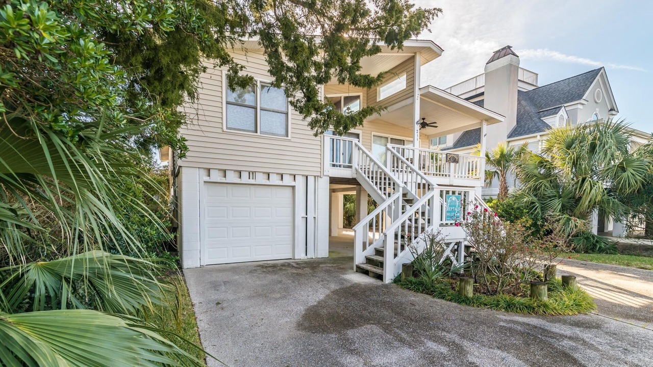 Photo of Outdoor in Litchfield by the Sea
