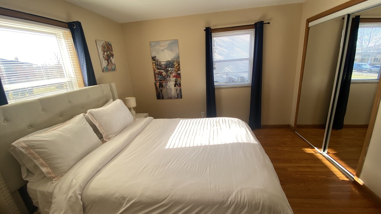 Photo of Bedroom in Lawrence