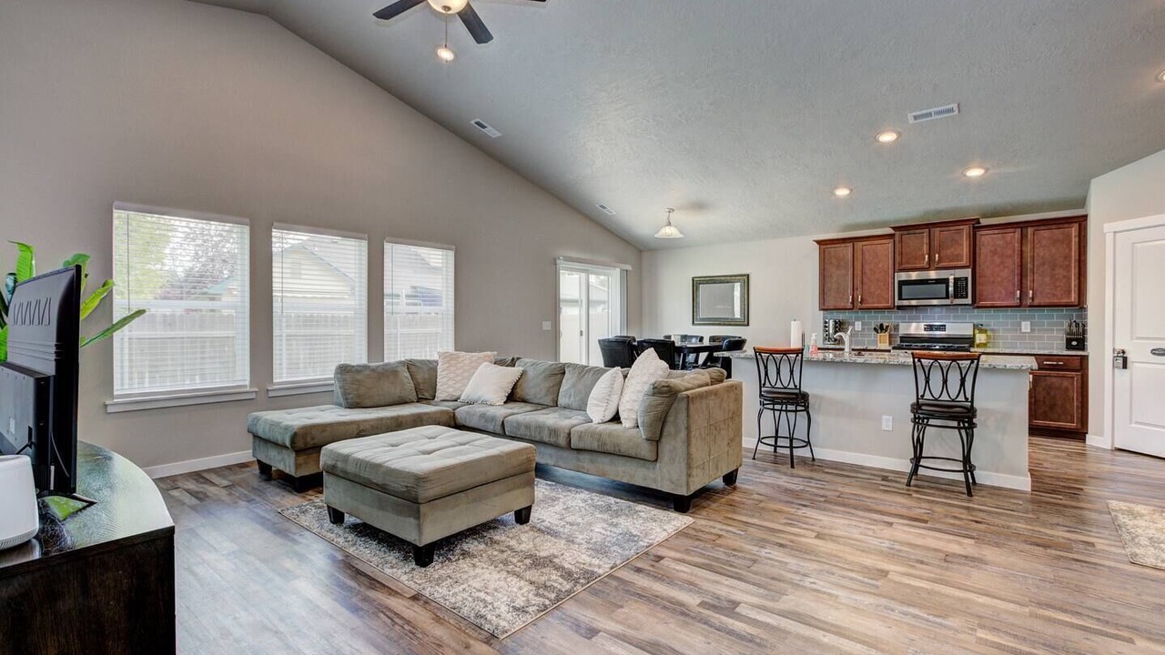 Photo of Livingroom in Nampa