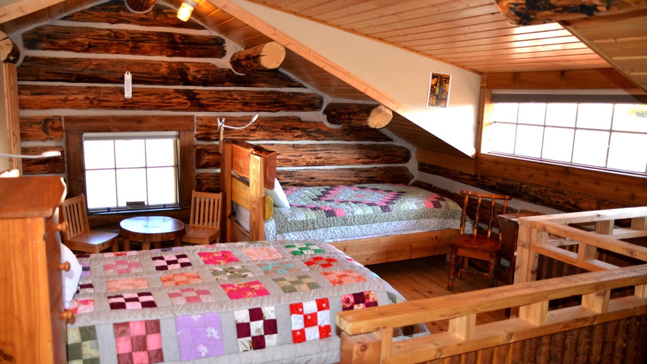 Photo of Bedroom in West Yellowstone