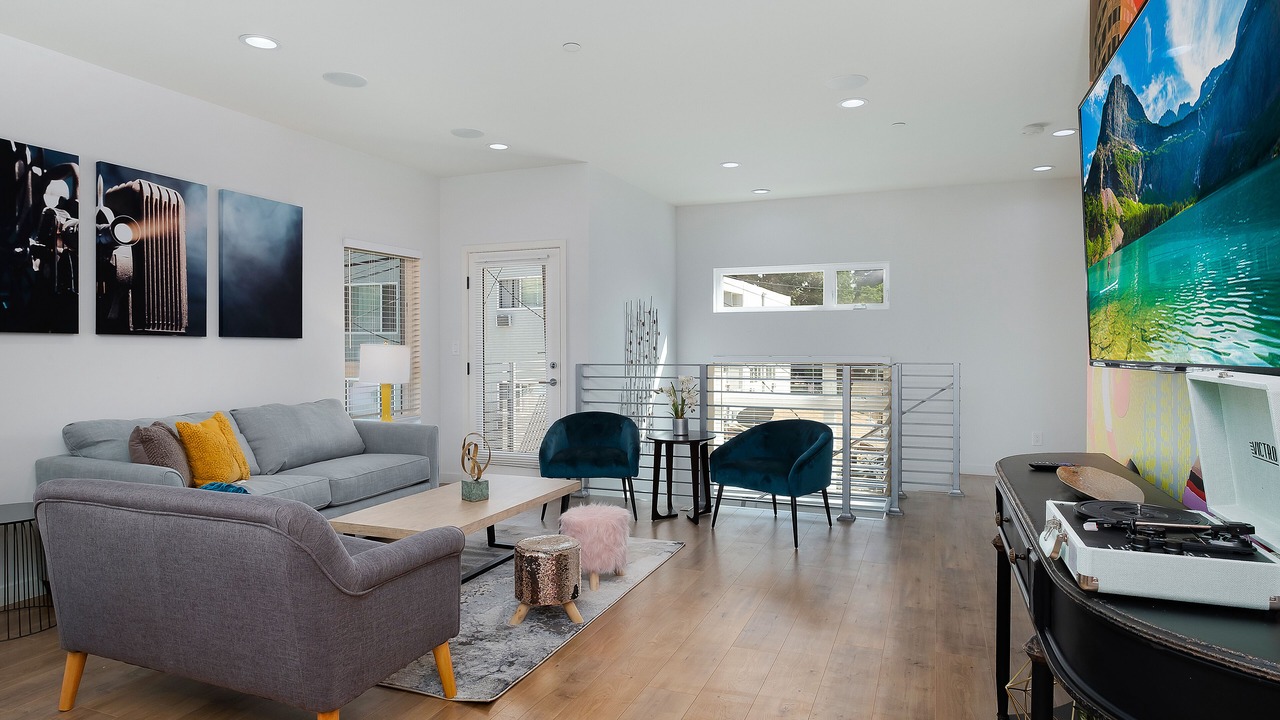 Photo of Livingroom in Hollywood