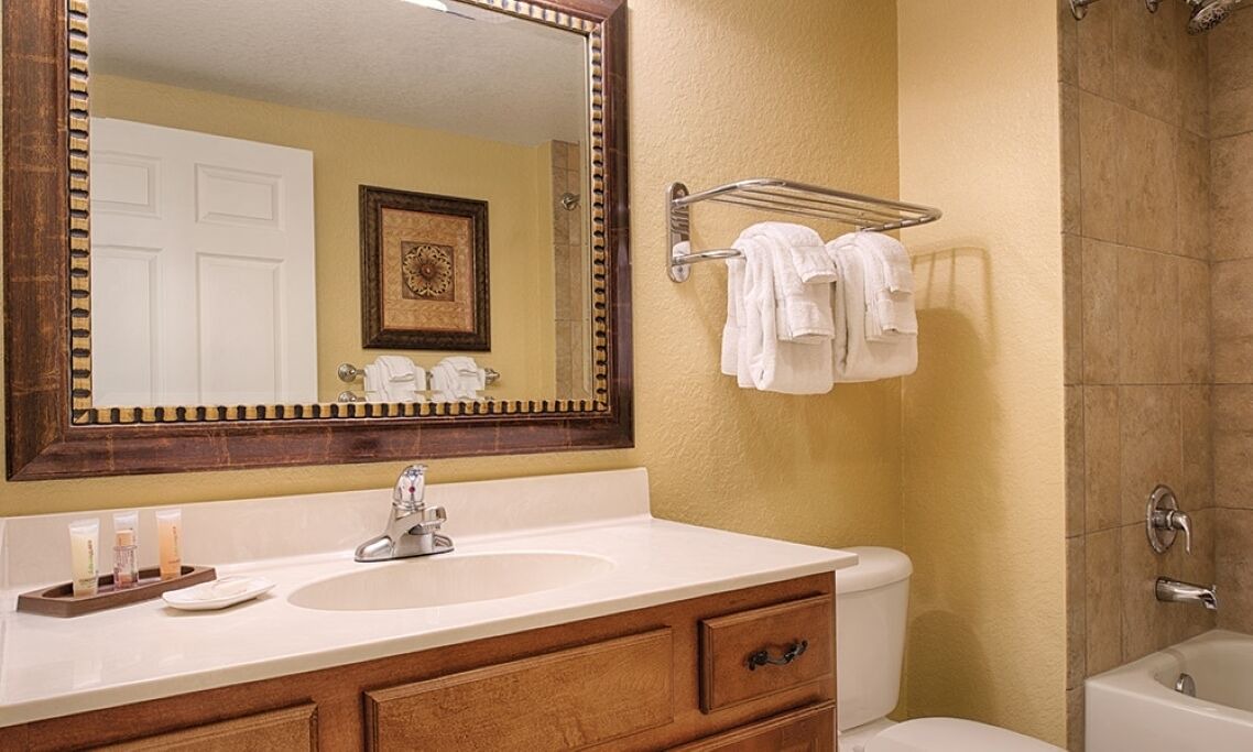 Photo of Bathroom in Bay Lake