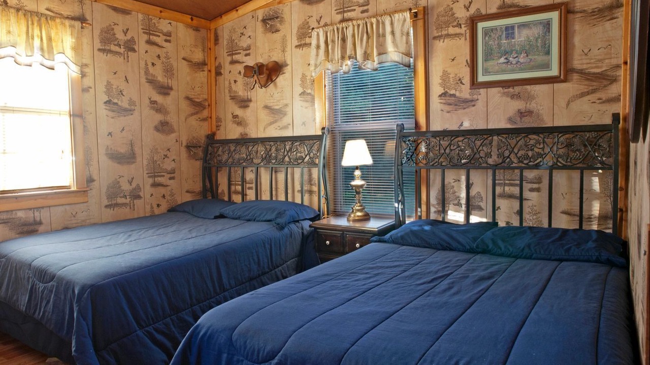 Photo of Bedroom in Mountainburg