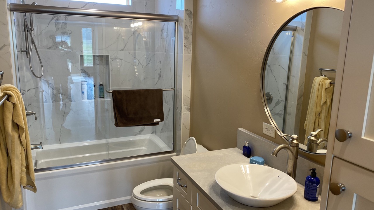 Photo of Bathroom in Grantsdale