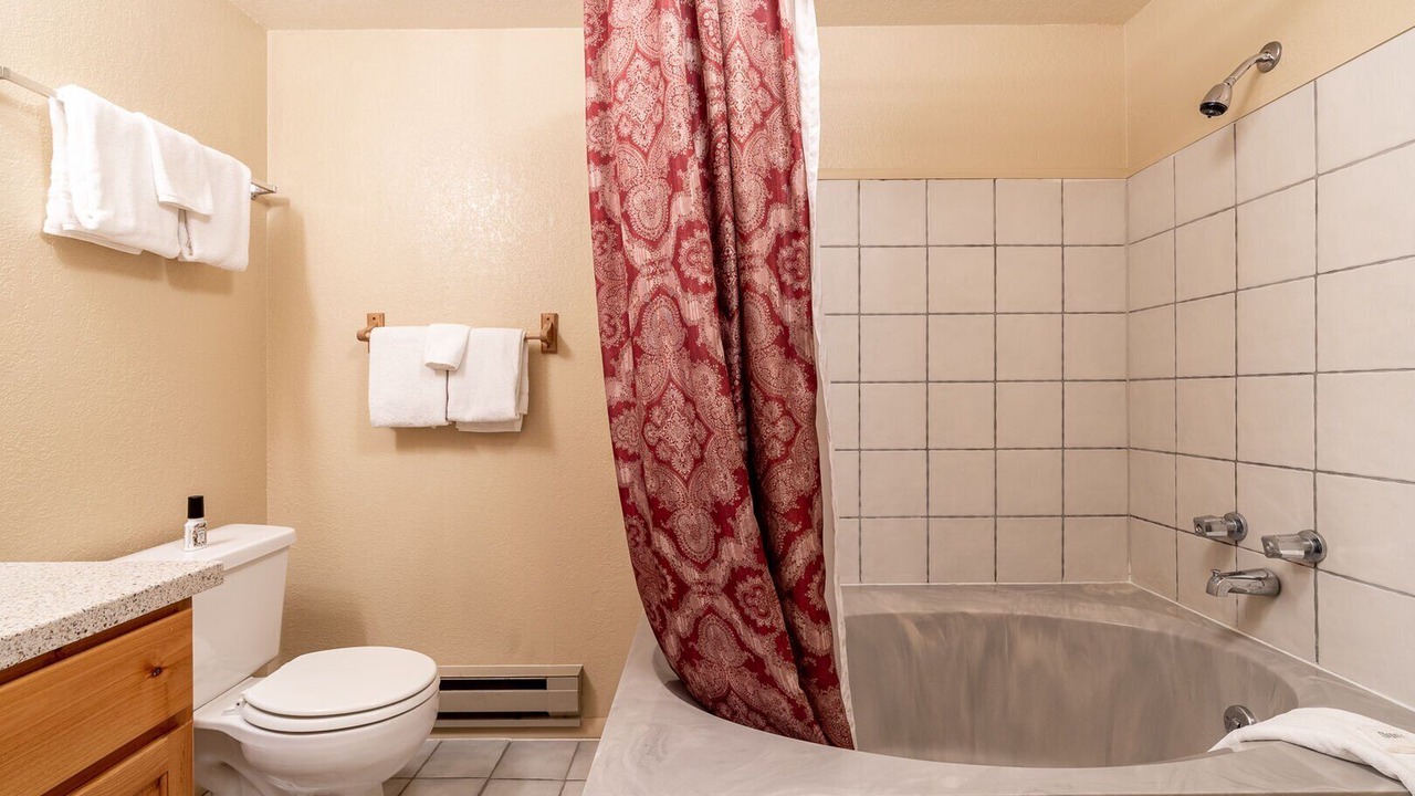 Photo of Bathroom in West Yellowstone