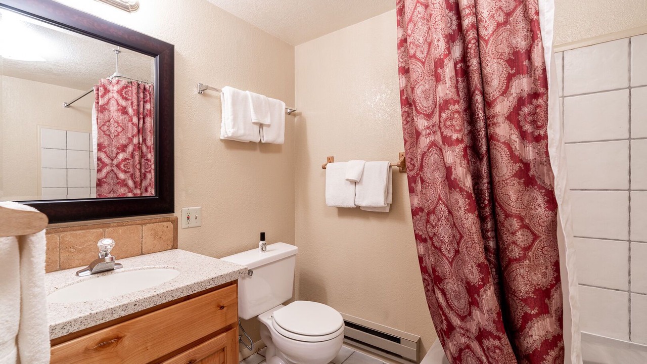 Photo of Bathroom in West Yellowstone
