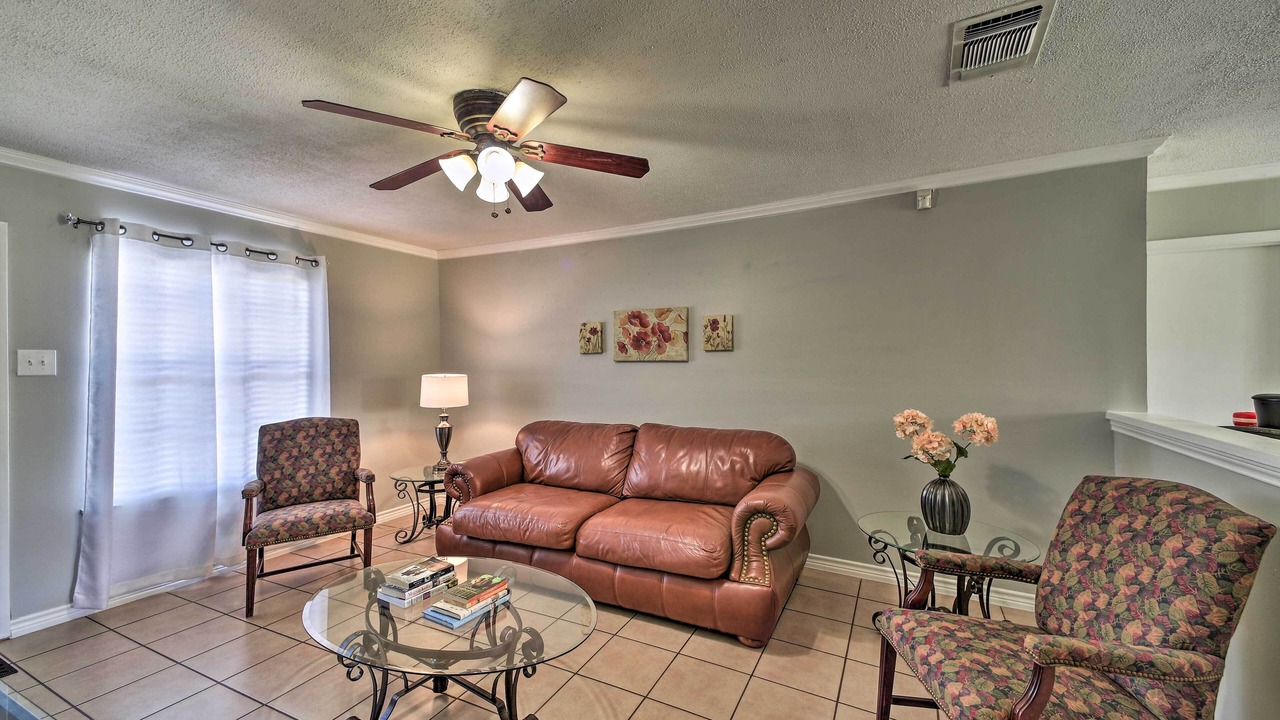 Photo of Livingroom in Southside