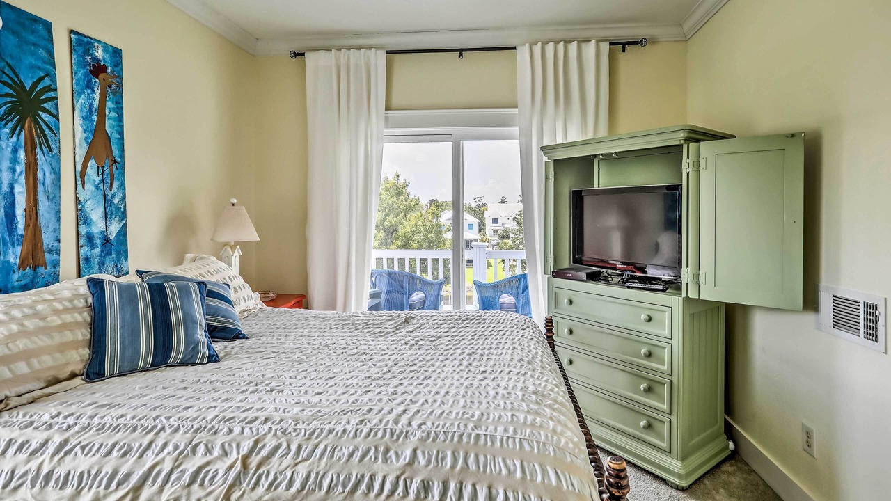 Photo of Bedroom in North Litchfield Beach