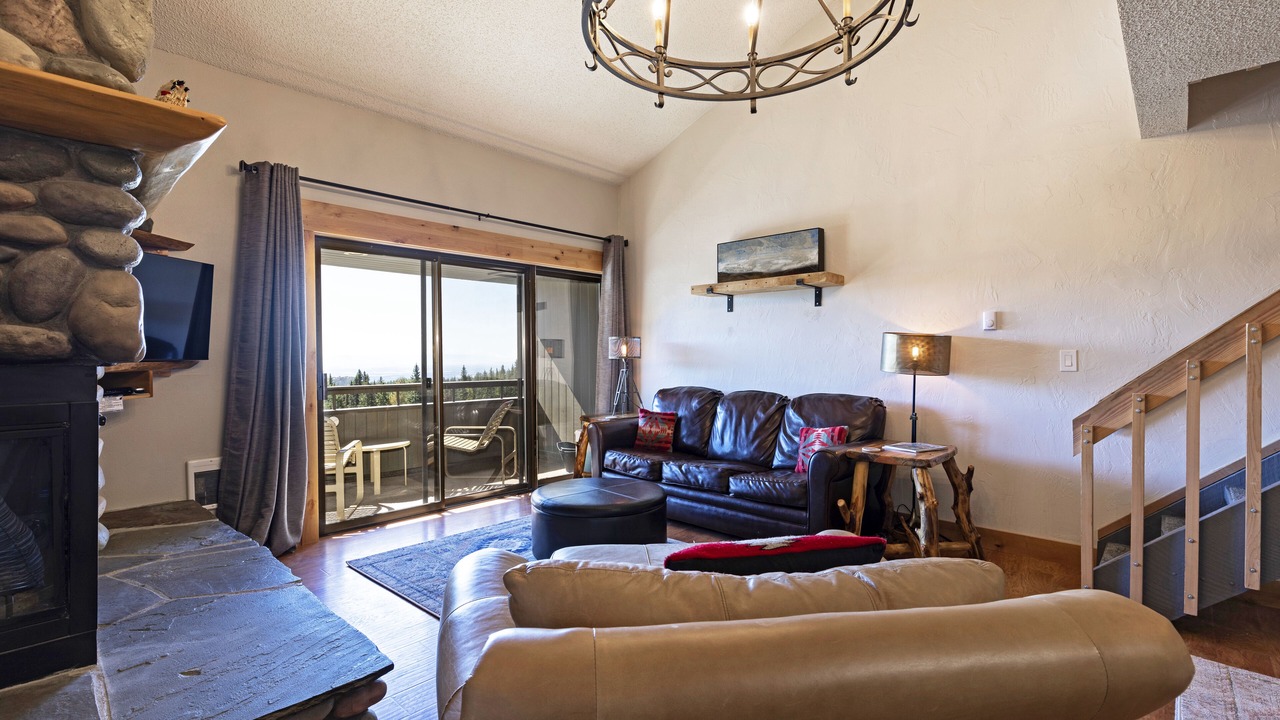 Photo of Livingroom in Whitefish