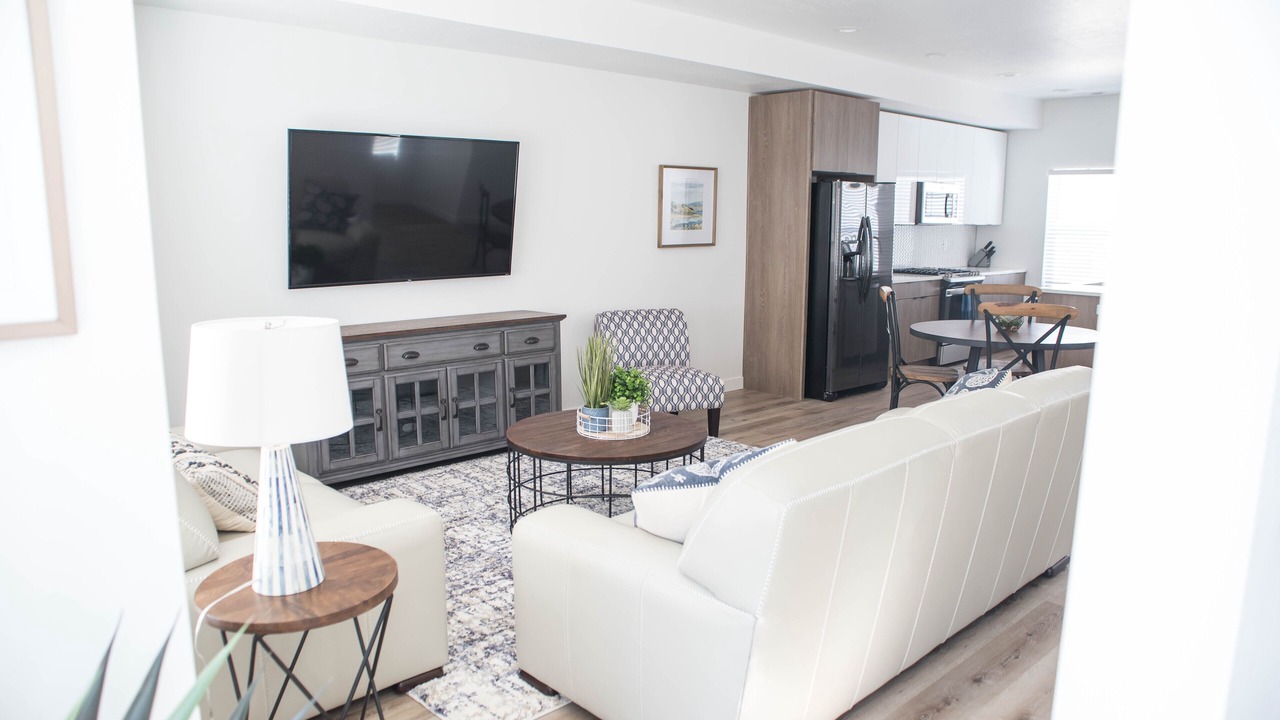 Photo of Livingroom in Bountiful