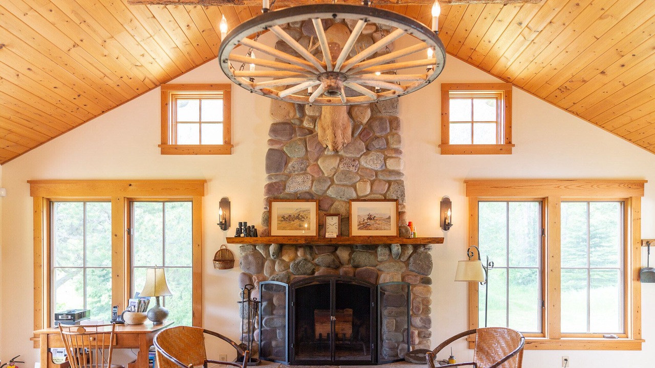 Photo of Livingroom in Coram