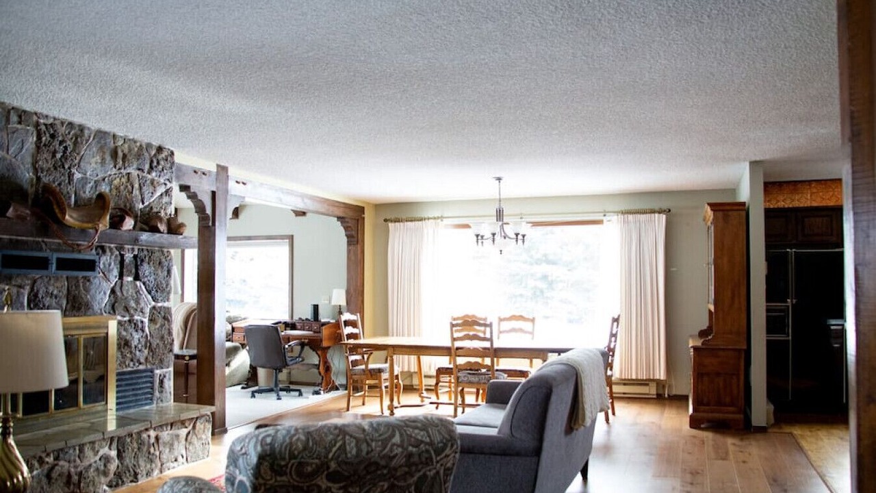Photo of Livingroom in Four Corners