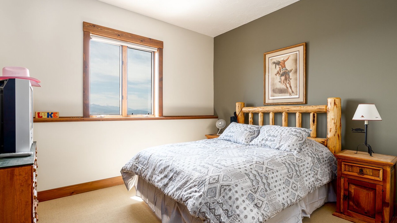 Photo of Bedroom in Livingston
