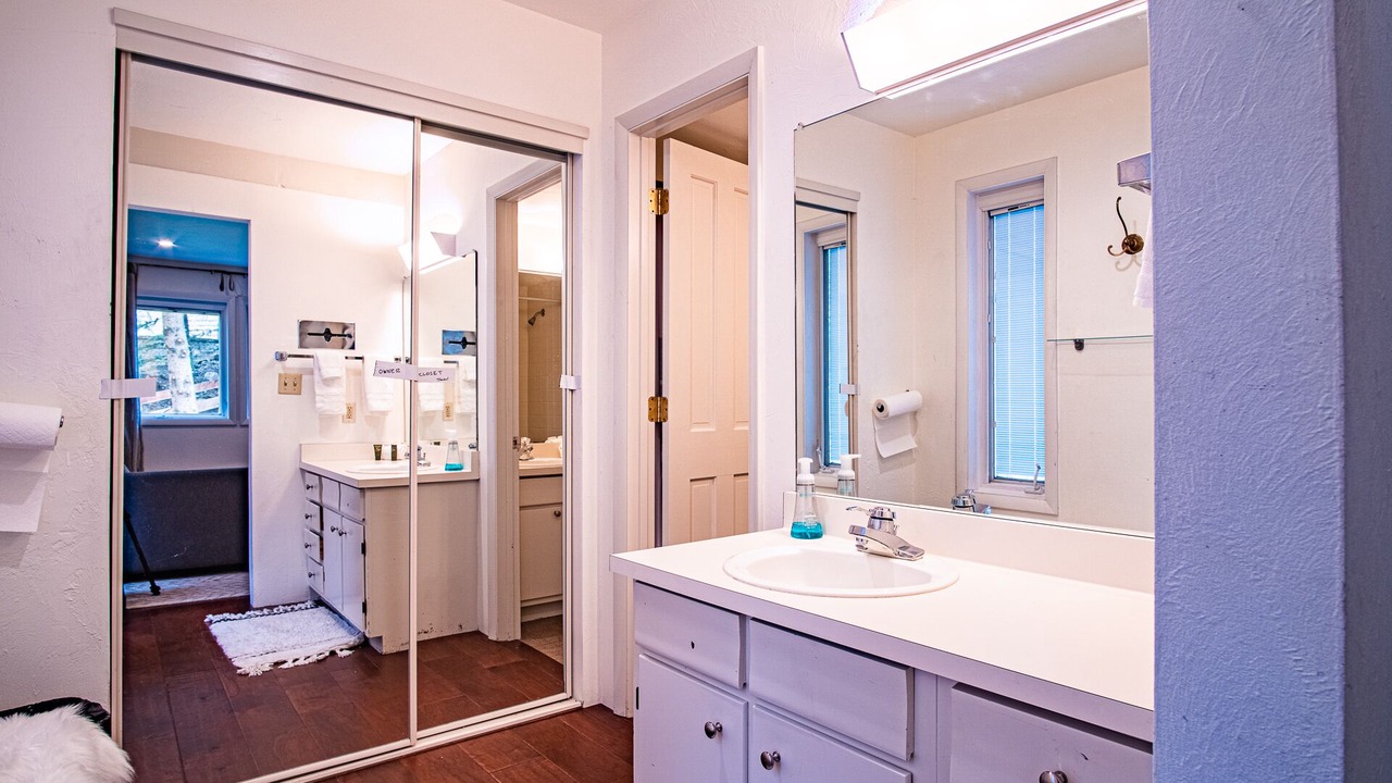 Photo of Bathroom in Warm Springs