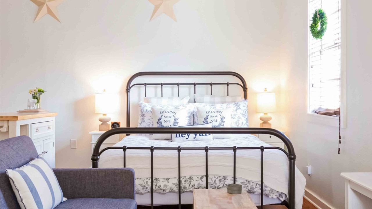 Photo of Bedroom in Hancock