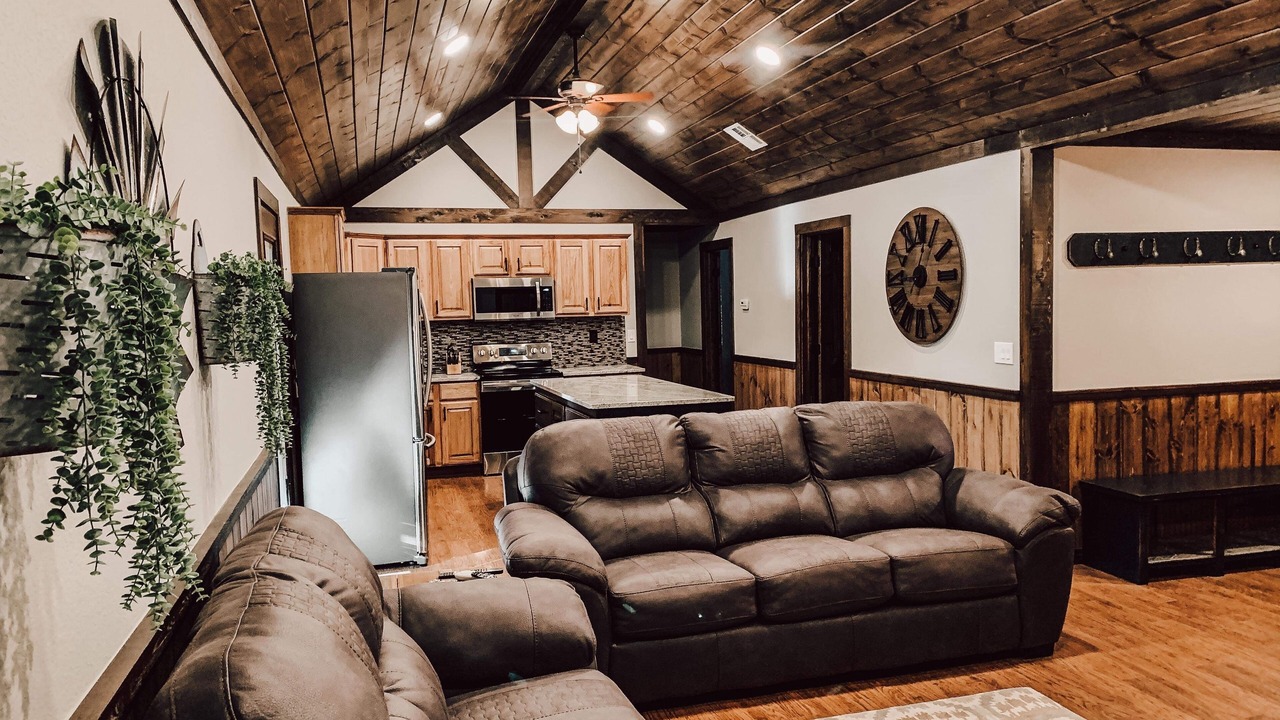 Photo of Livingroom in Sulphur