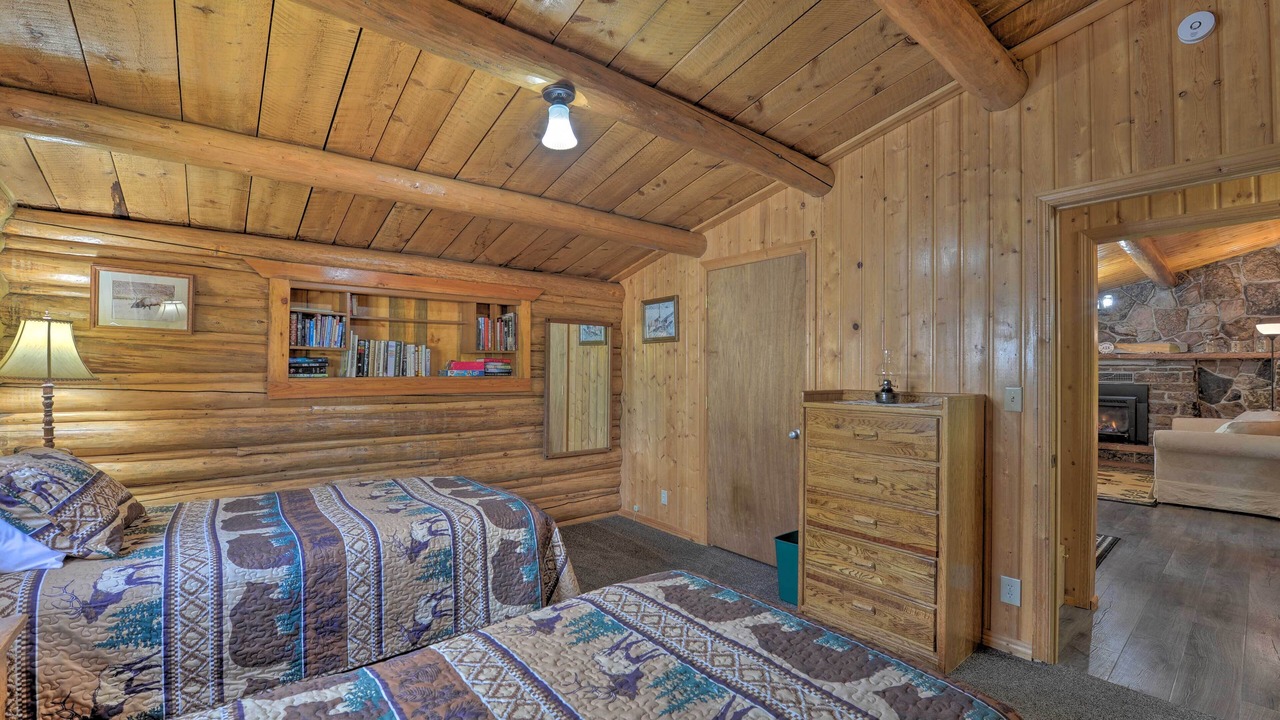 Photo of Bedroom in Pinedale