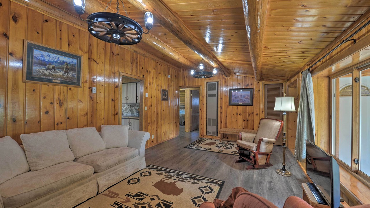 Photo of Livingroom in Pinedale