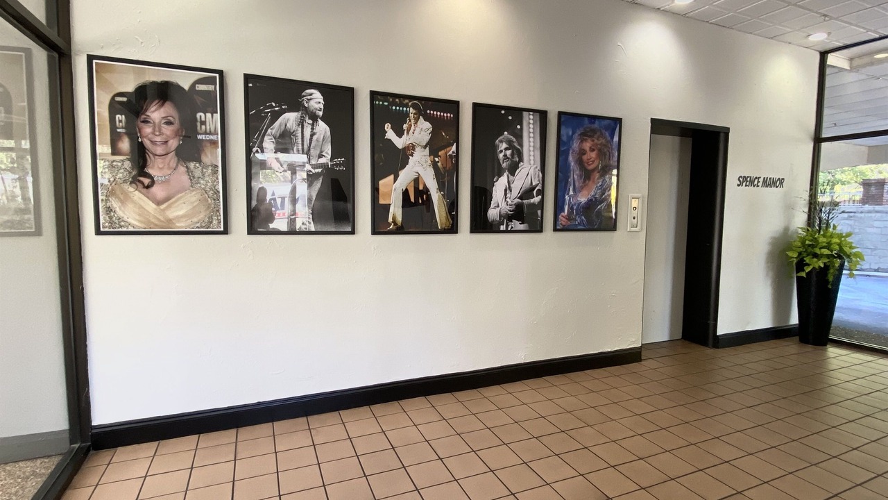 Photo of Others in Nashville