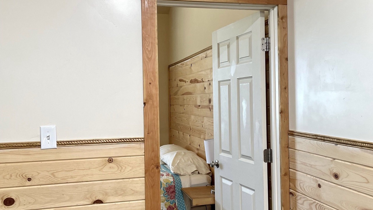 Photo of Bedroom in Lava Hot Springs