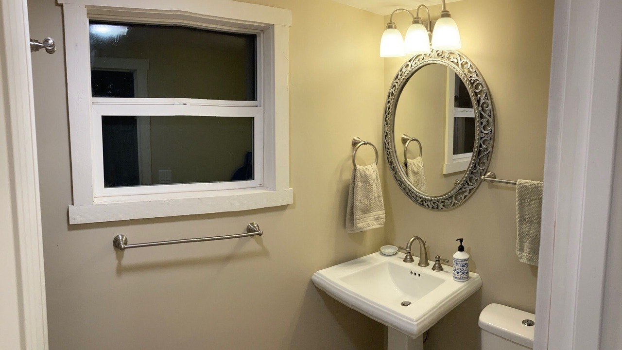 Photo of Bathroom in Stanley