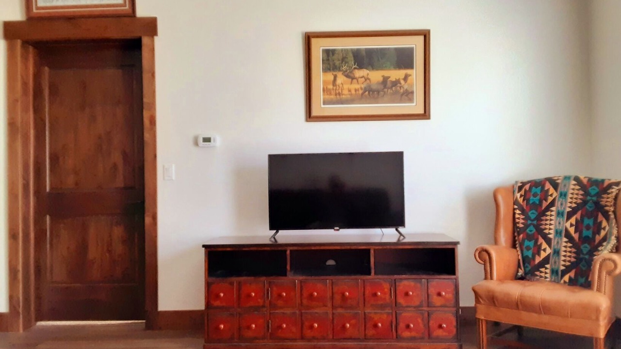 Photo of Bedroom in Victor