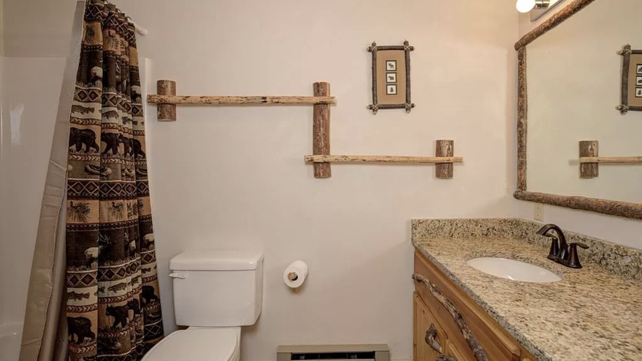 Photo of Bathroom in Gallatin Gateway