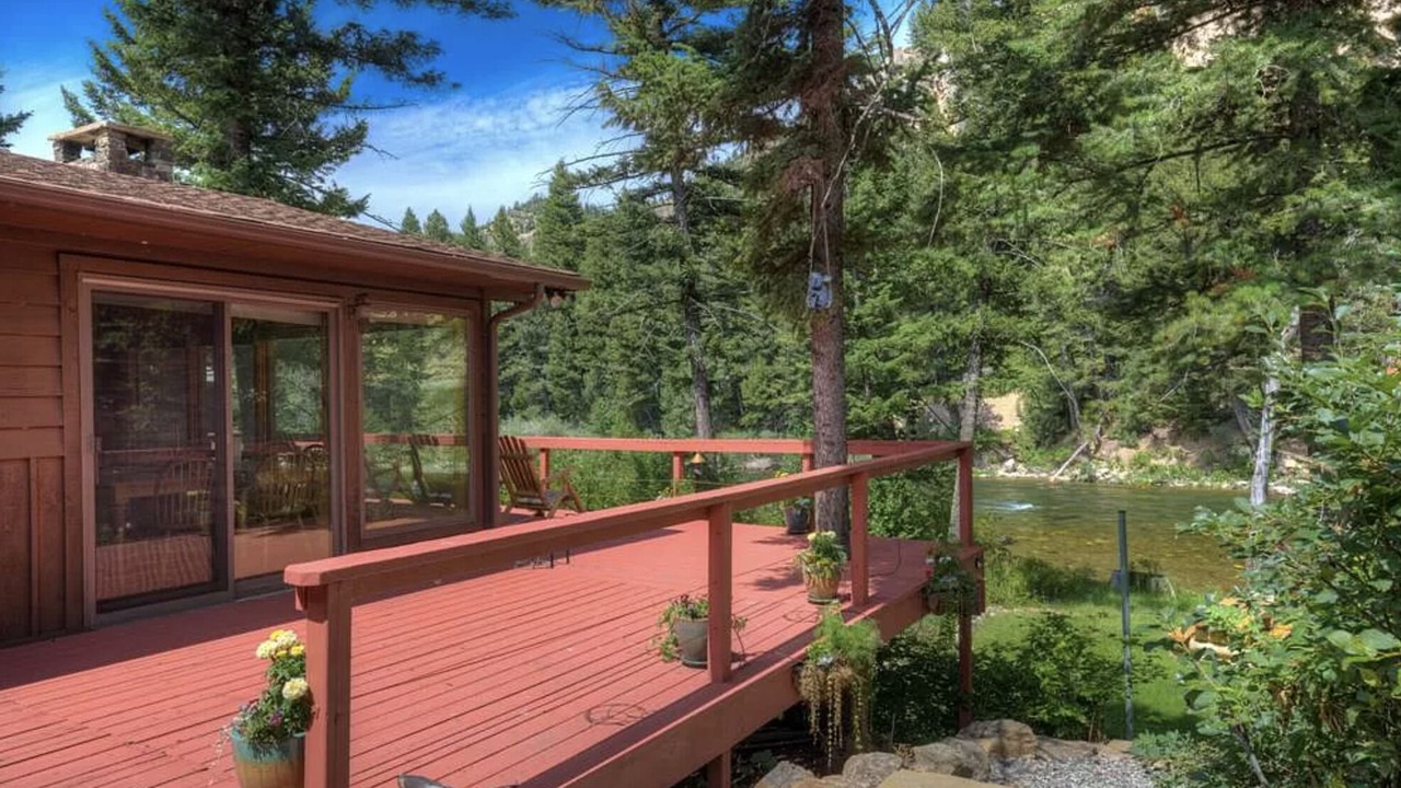 Photo of Patio Balcony in Gallatin Gateway