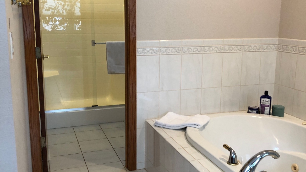 Photo of Bathroom in Ames