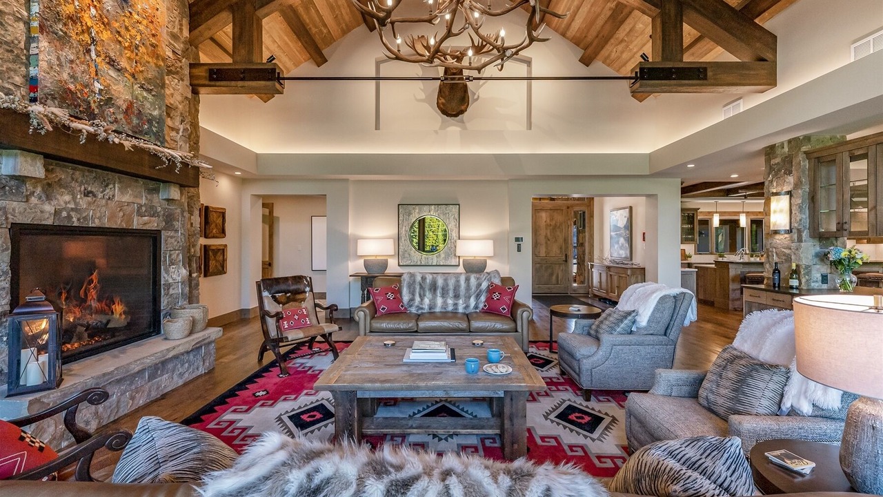 Photo of Livingroom in Big Sky