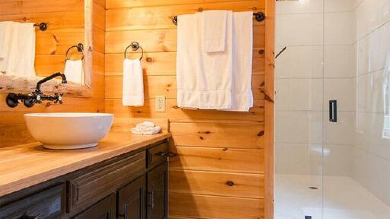 Photo of Bathroom in Millersburg