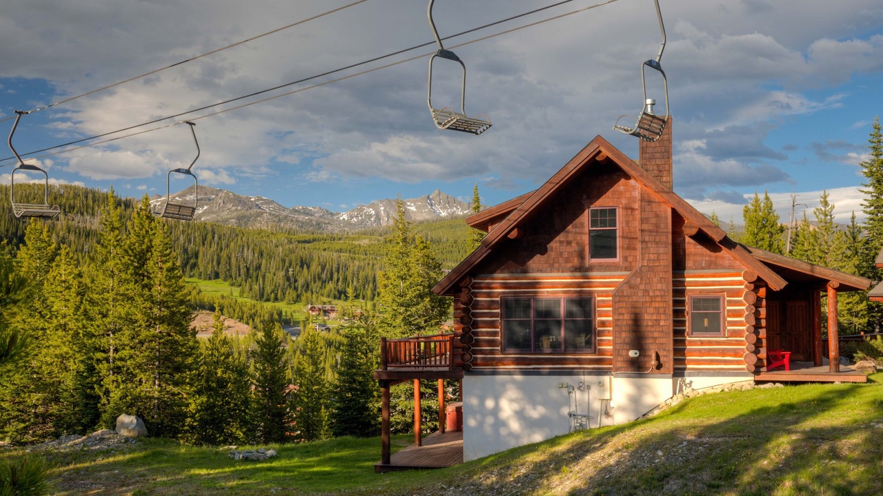 Photo of Outdoor in Powder Ridge