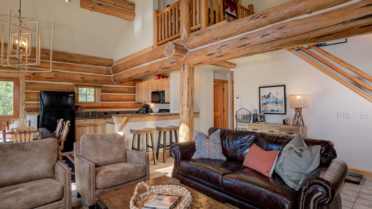 Photo of Livingroom in Powder Ridge