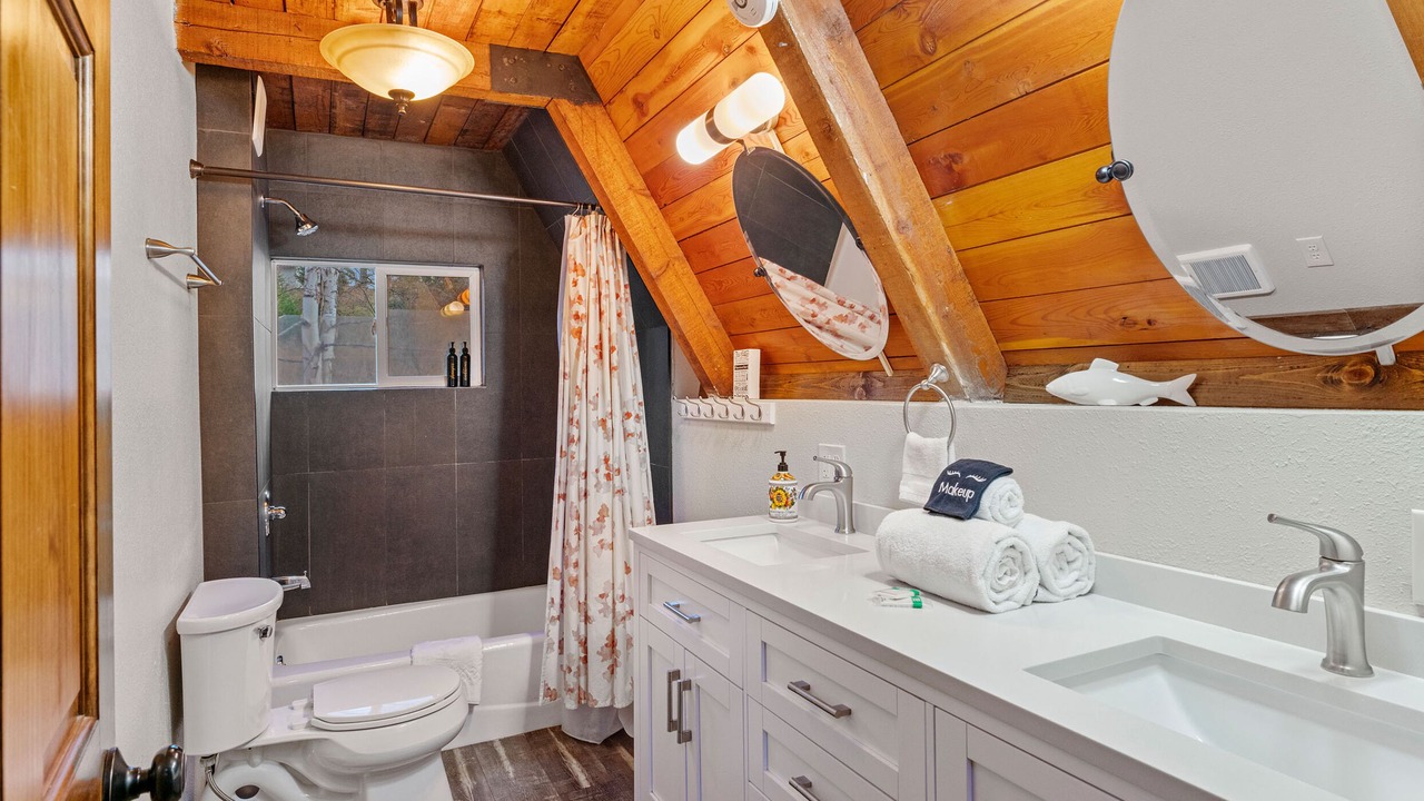 Photo of Bathroom in Martin City