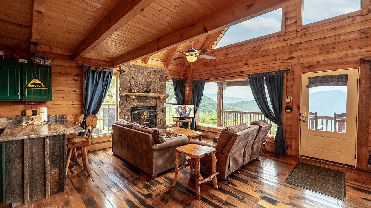 Photo of Livingroom in Smoky Mountains