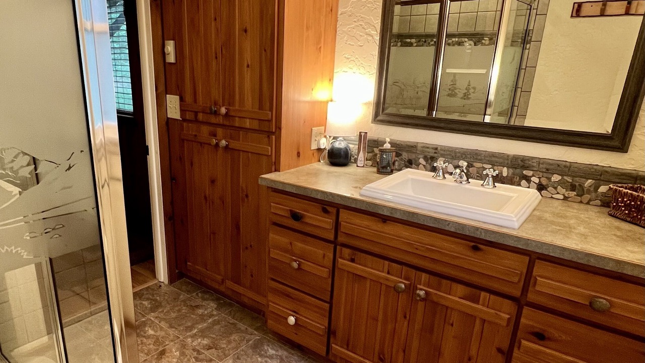 Photo of Bathroom in Hayden Lake