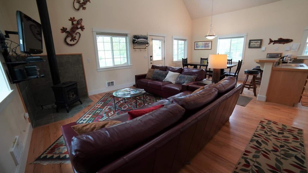 Photo of Bedroom in Creekside Meadows