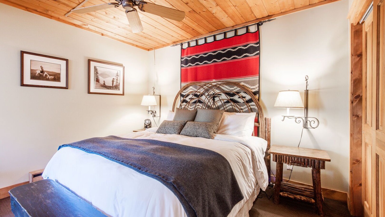 Photo of Bedroom in Sundance