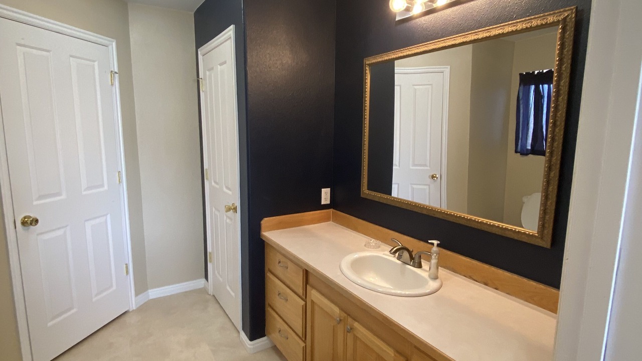 Photo of Bathroom in Escalante