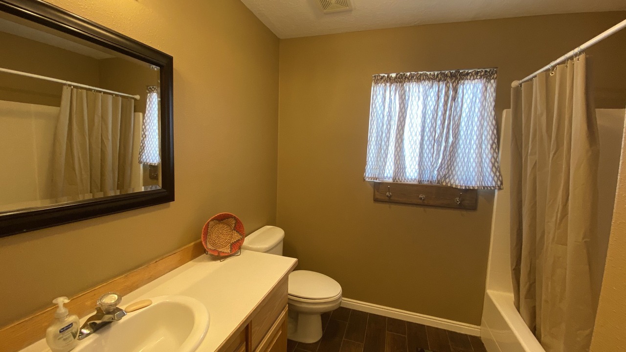 Photo of Bathroom in Escalante