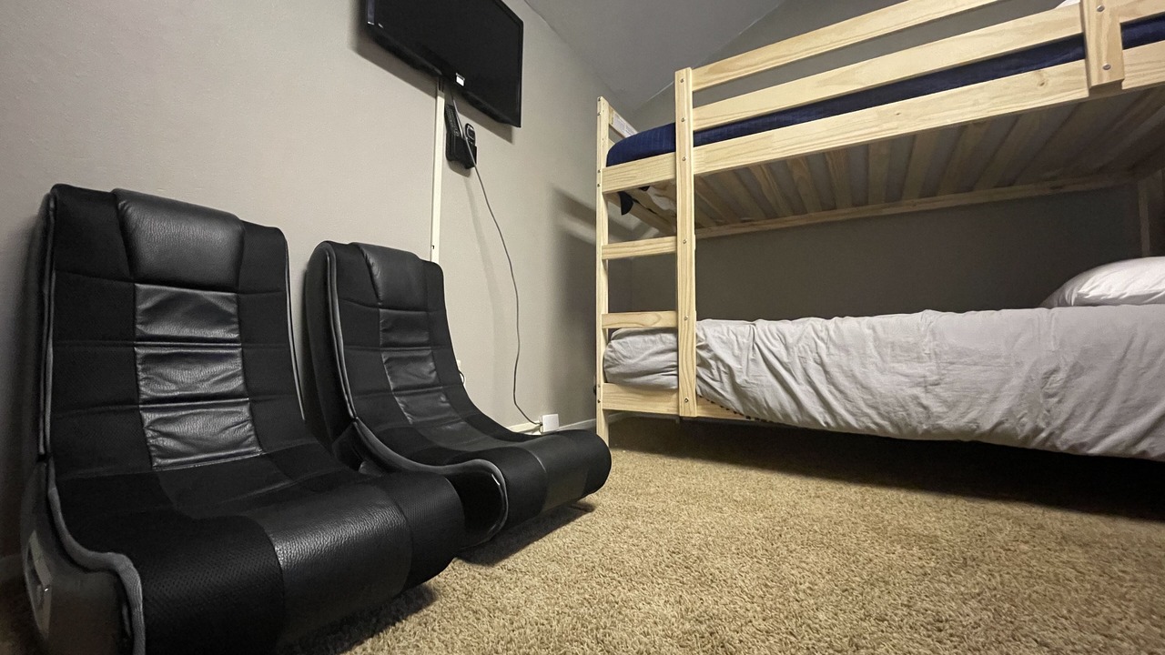 Photo of Bedroom in Red River