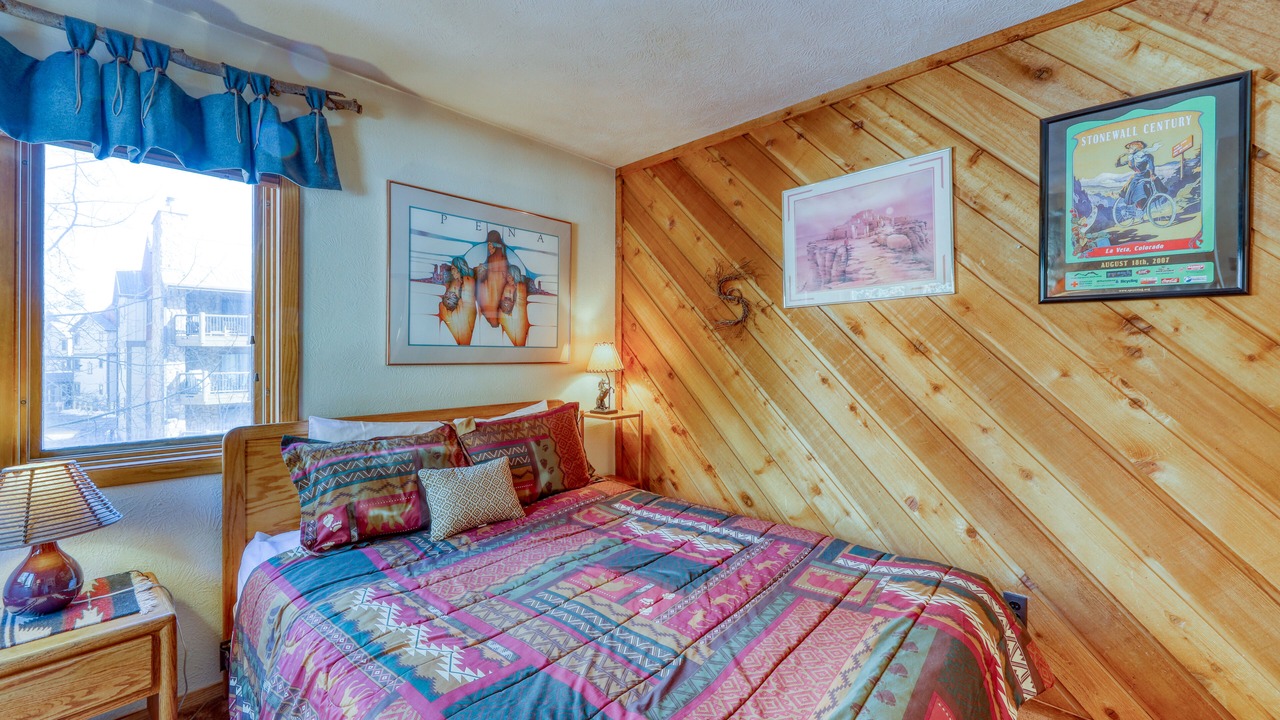Photo of Bedroom in Historic District