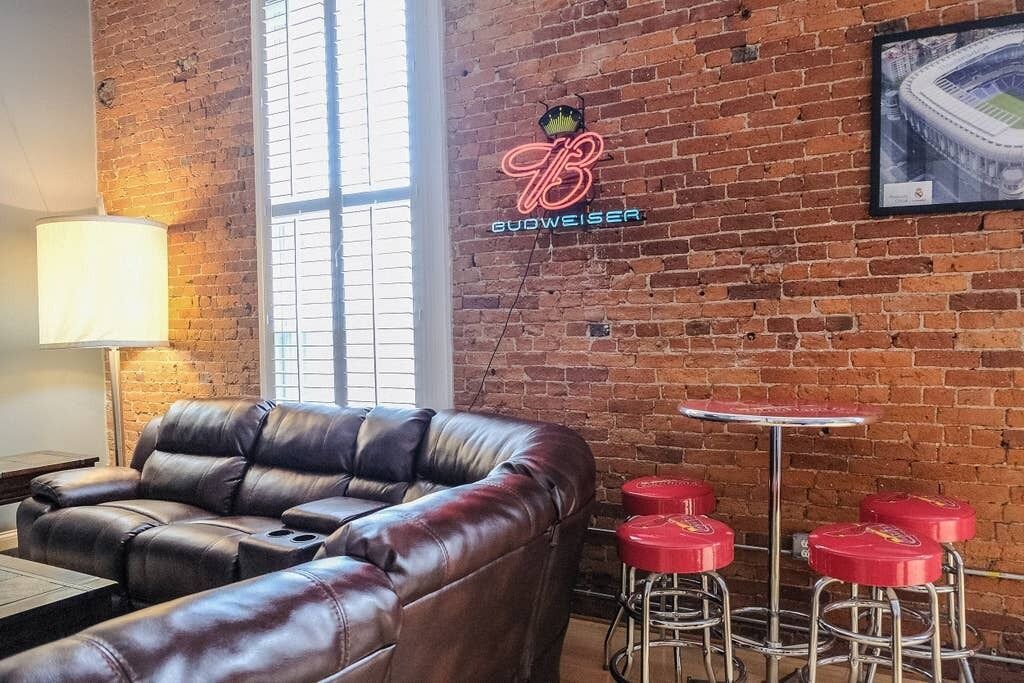 Photo of Livingroom in Wholesale District